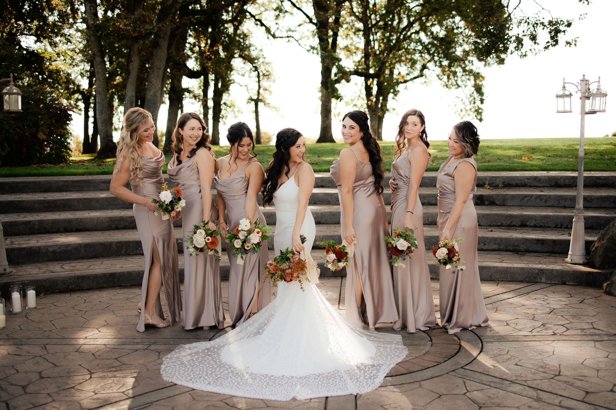 I+JSneakPeeksFallWeddingOliviaPeabodyPhotoPortlandOregon-23