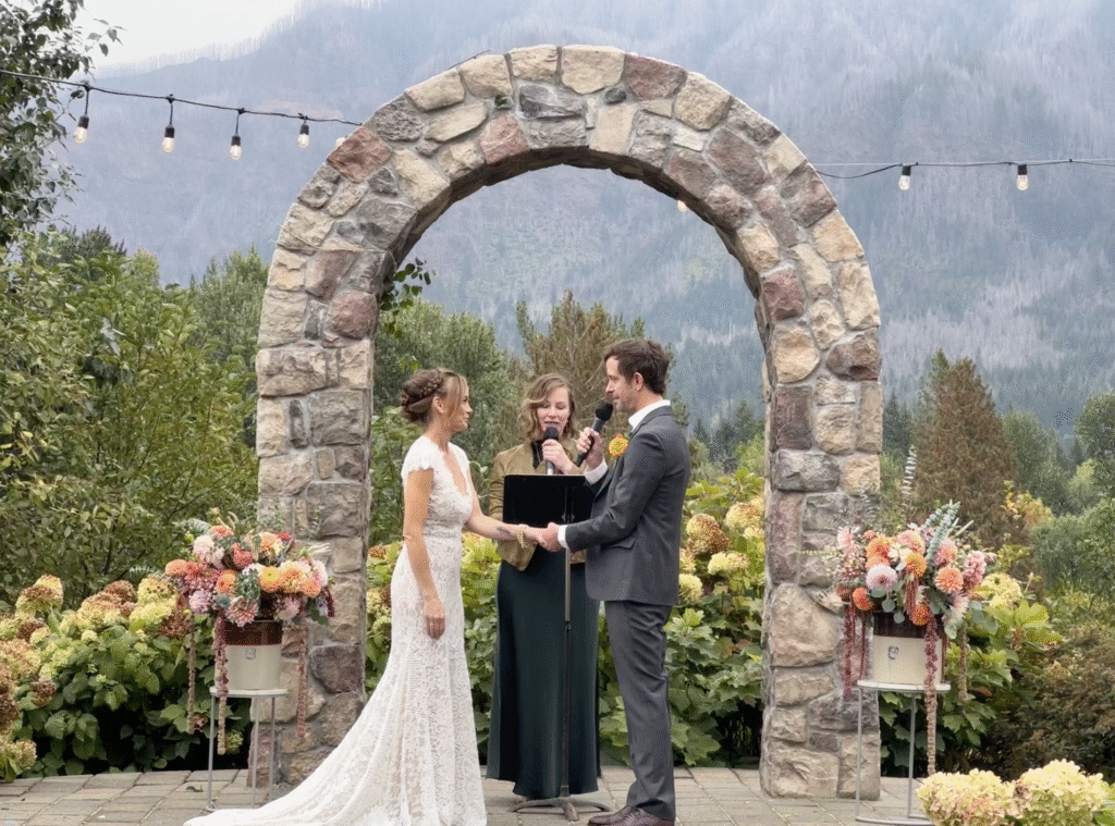 Cape Horn Estate & Its Giant Arch – Wedding planner eventcracker