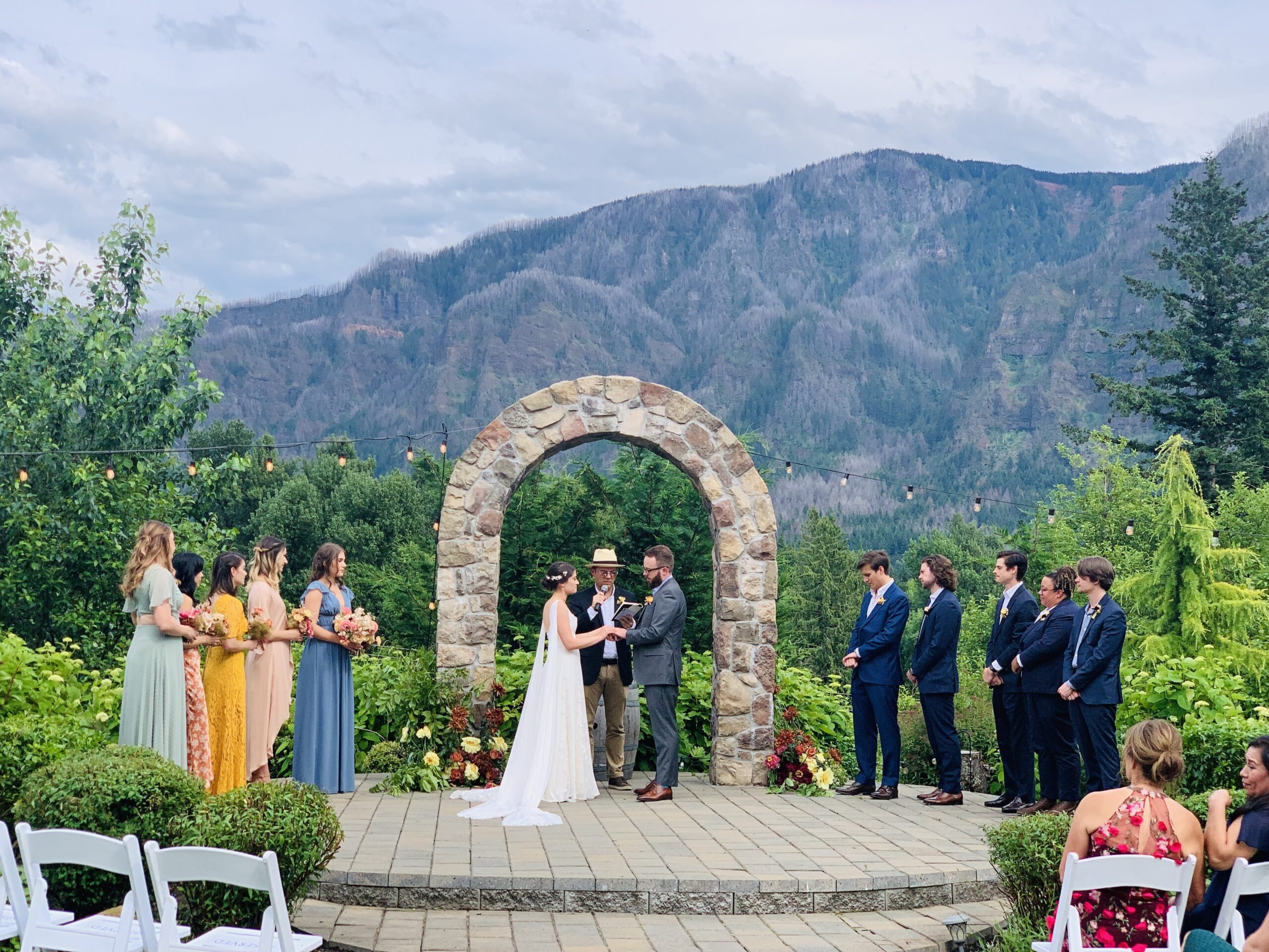 Cape Horn Estate & Its Giant Arch – Wedding planner eventcracker