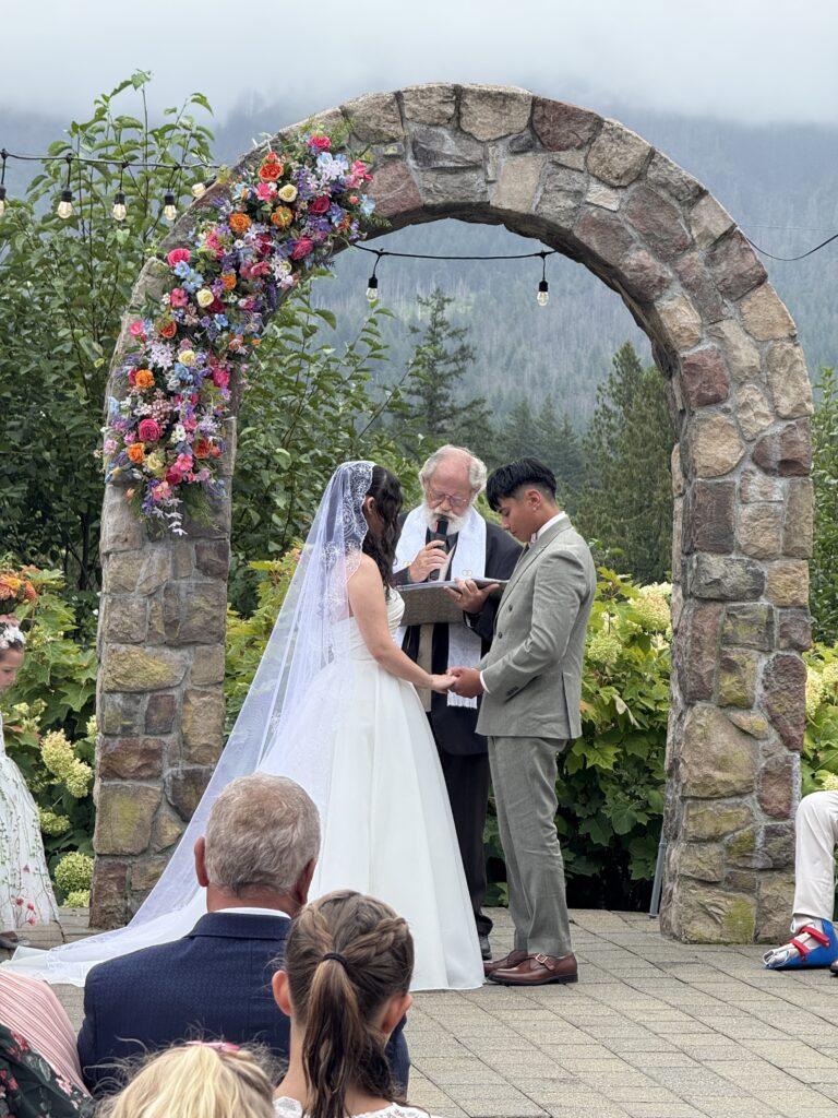 Cape Horn Estate & Its Giant Arch – Wedding planner eventcracker
